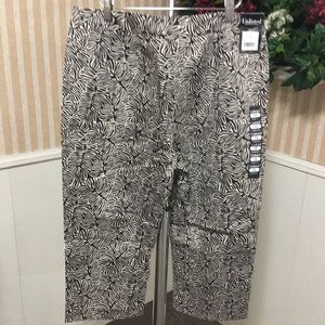 Kenneth Cole Unlisted Capri Pants Women's Size 12 Tropical Fern Leaf NWT